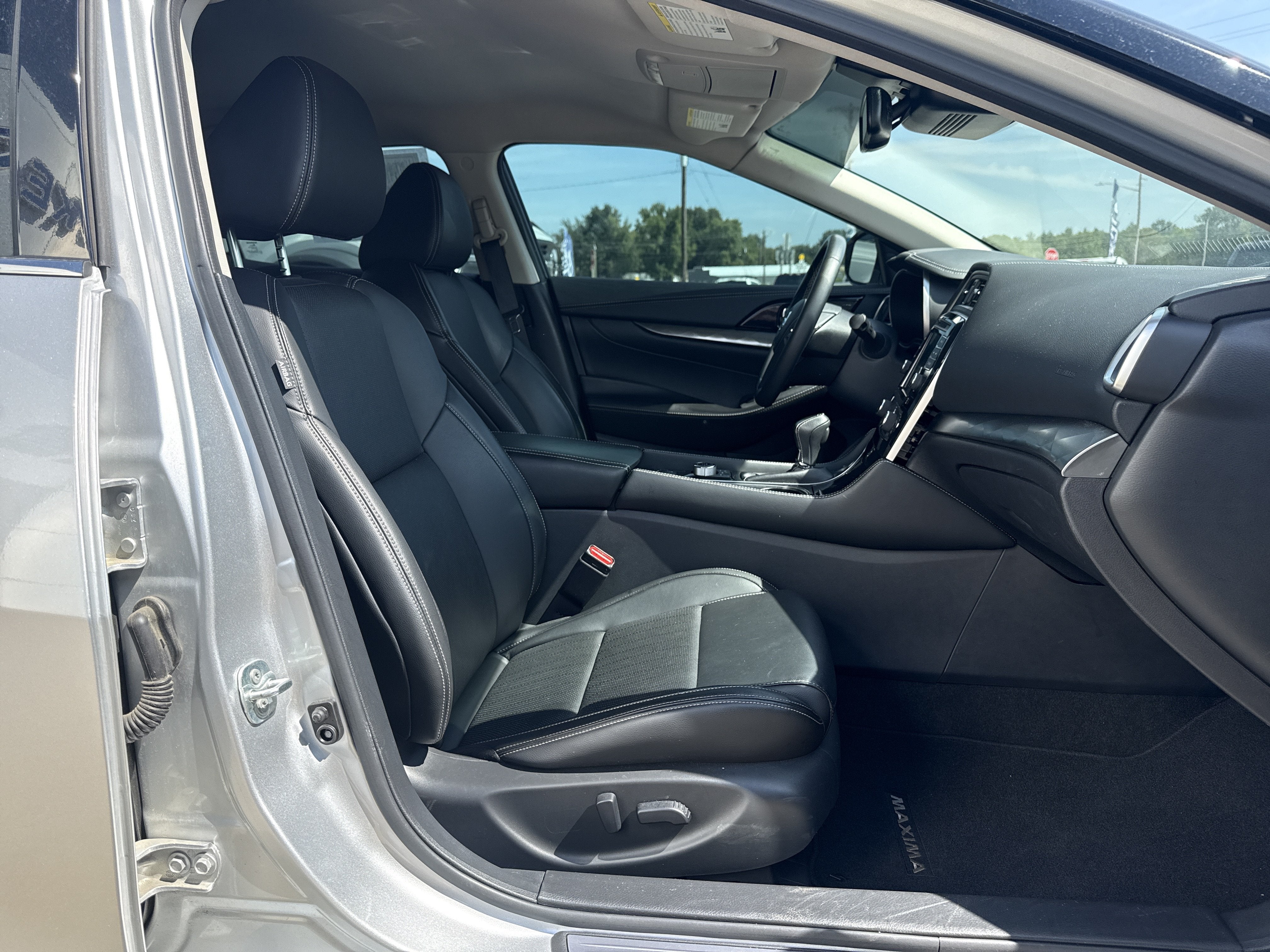 2021 Nissan Maxima SV