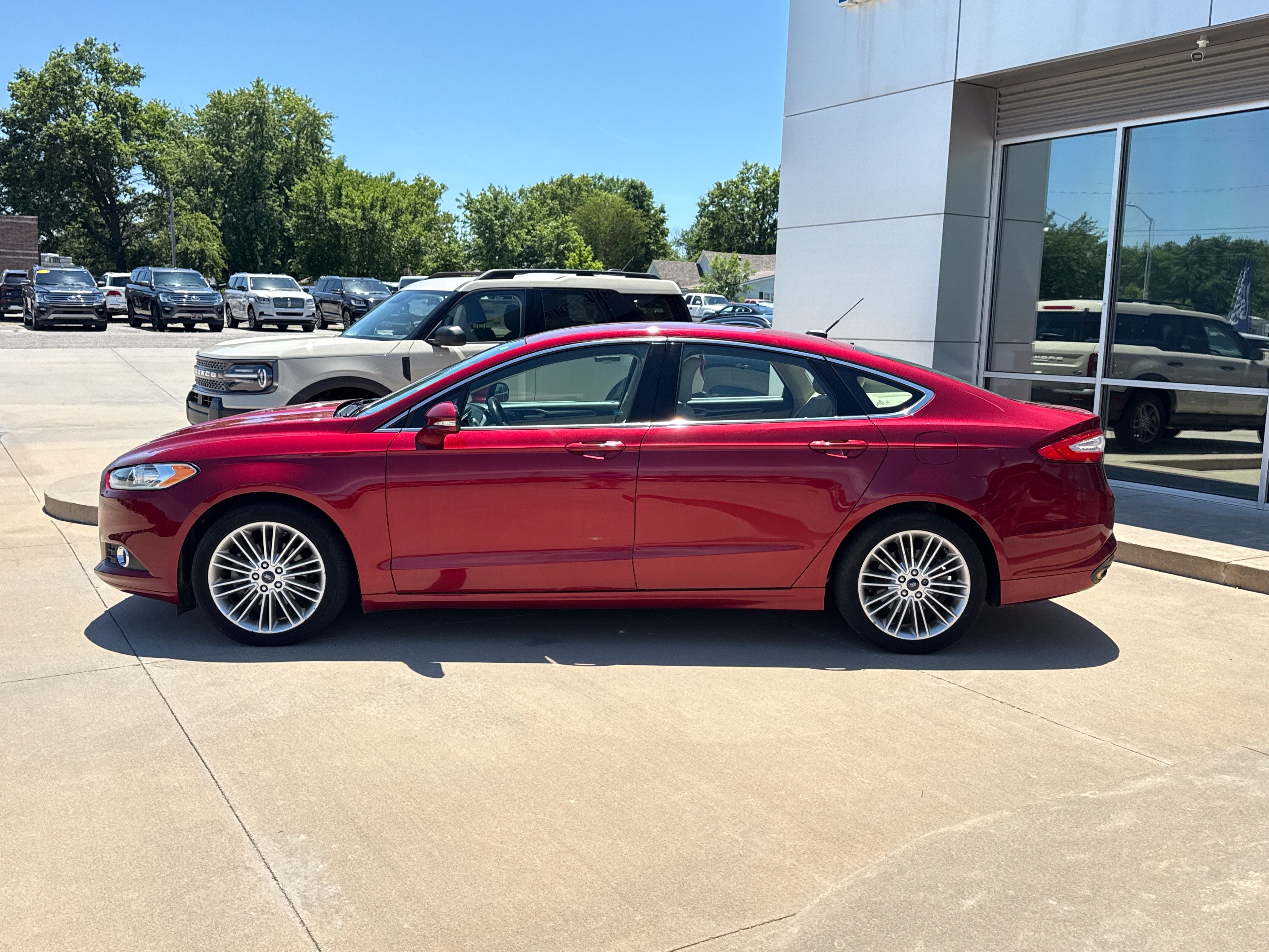 2016 Ford Fusion SE