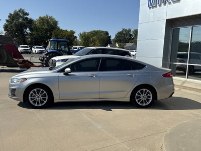 2020 Ford Fusion Hybrid SE
