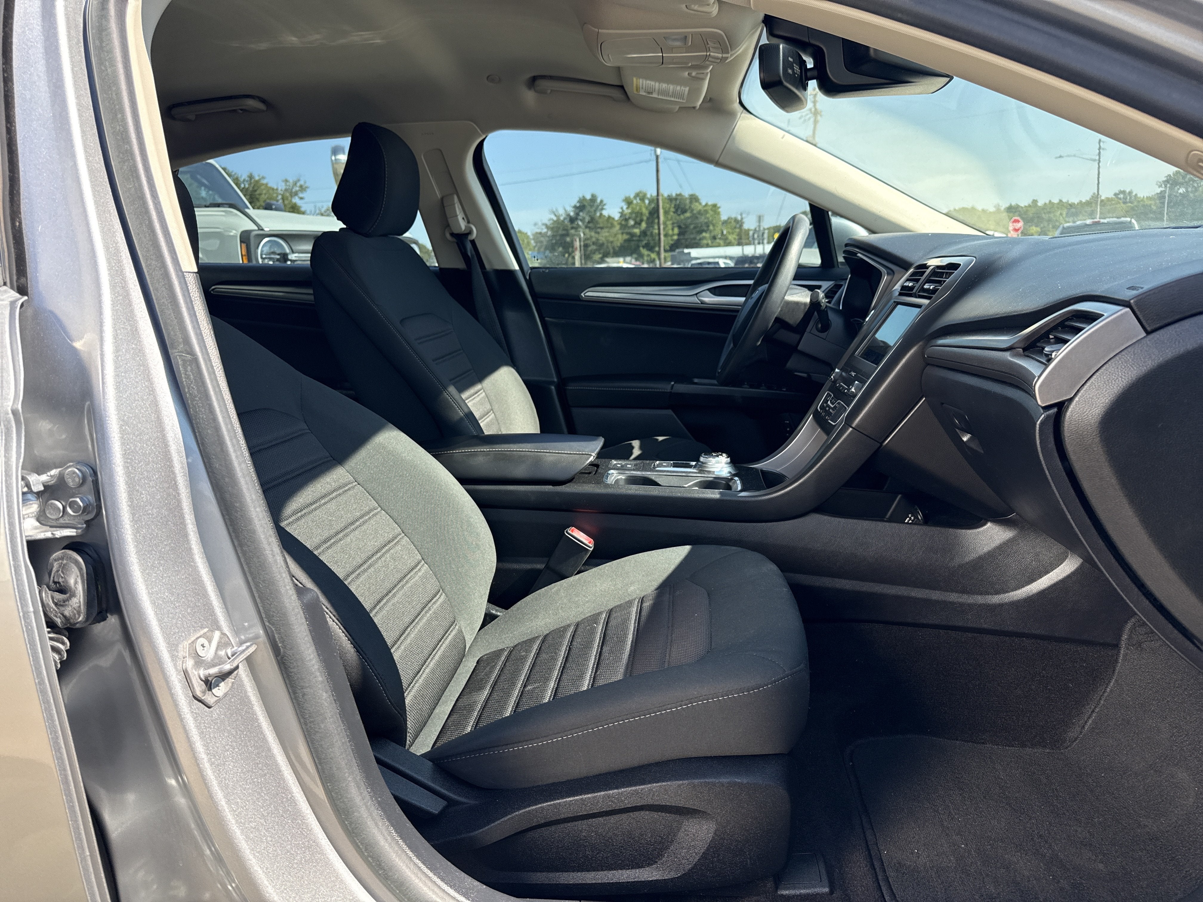 2020 Ford Fusion Hybrid SE