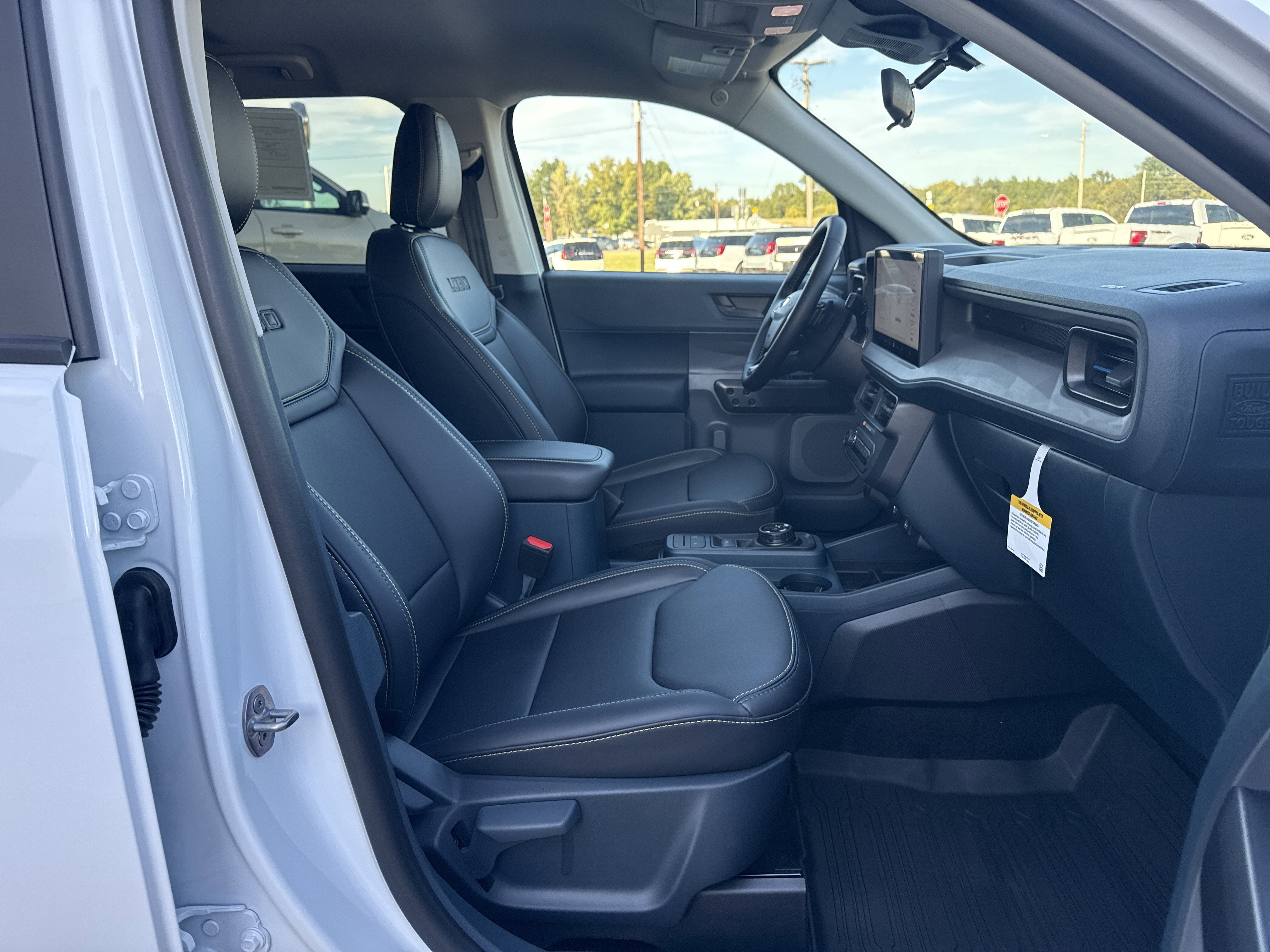 2025 Ford Maverick Lobo Standard